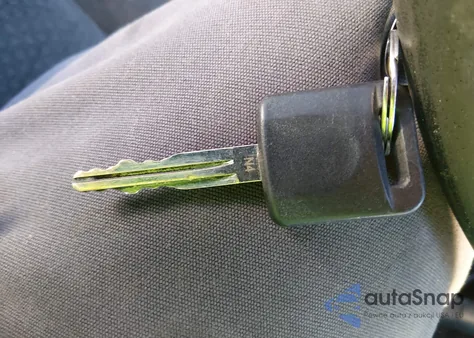 2011 Nissan Versa 1.8S z USA, uszkodzony, nr VIN 3N1BC1CPXBL445790